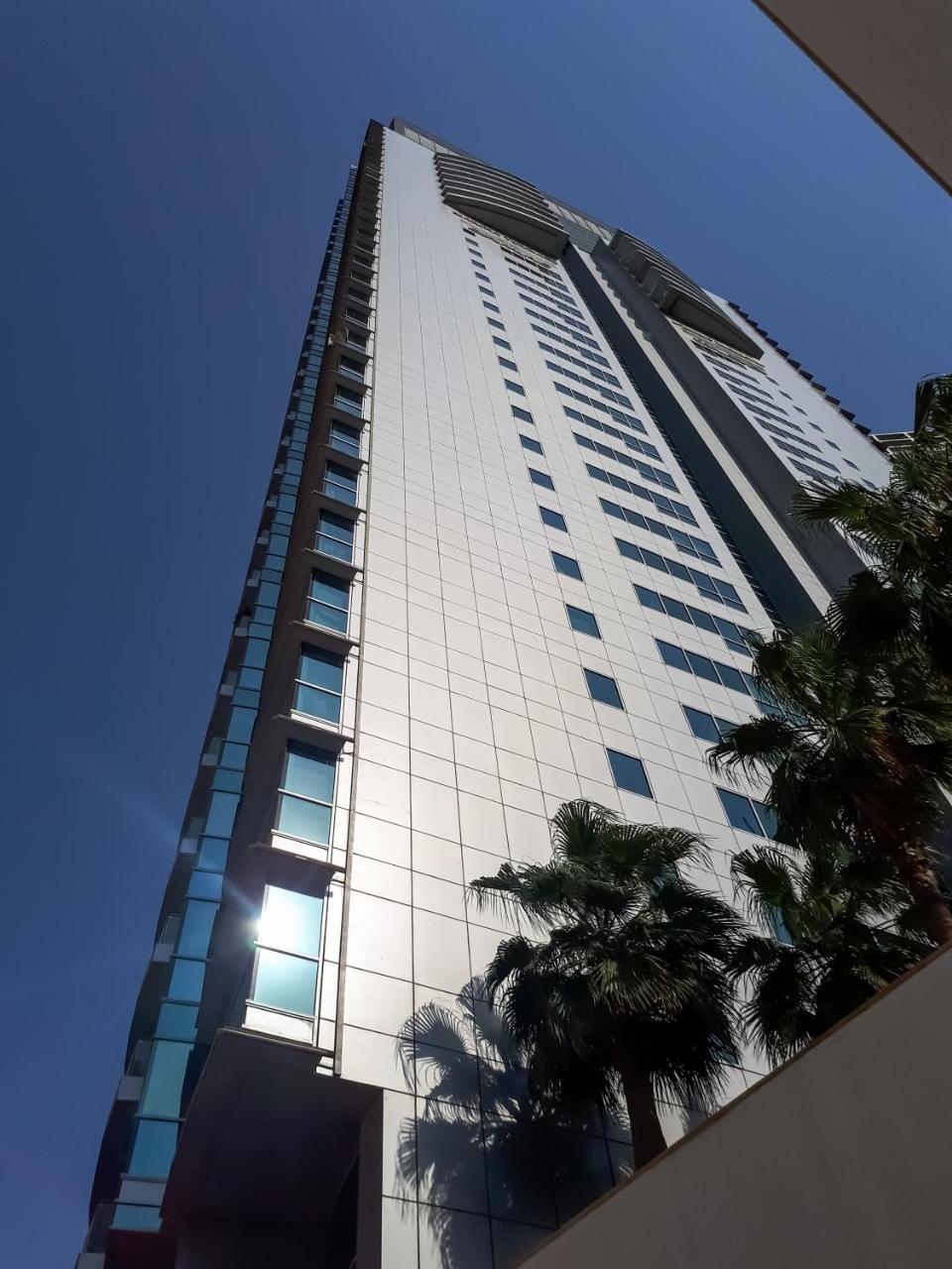 Higuests Vacation Homes - Marina Terrace Dubai Exteriör bild